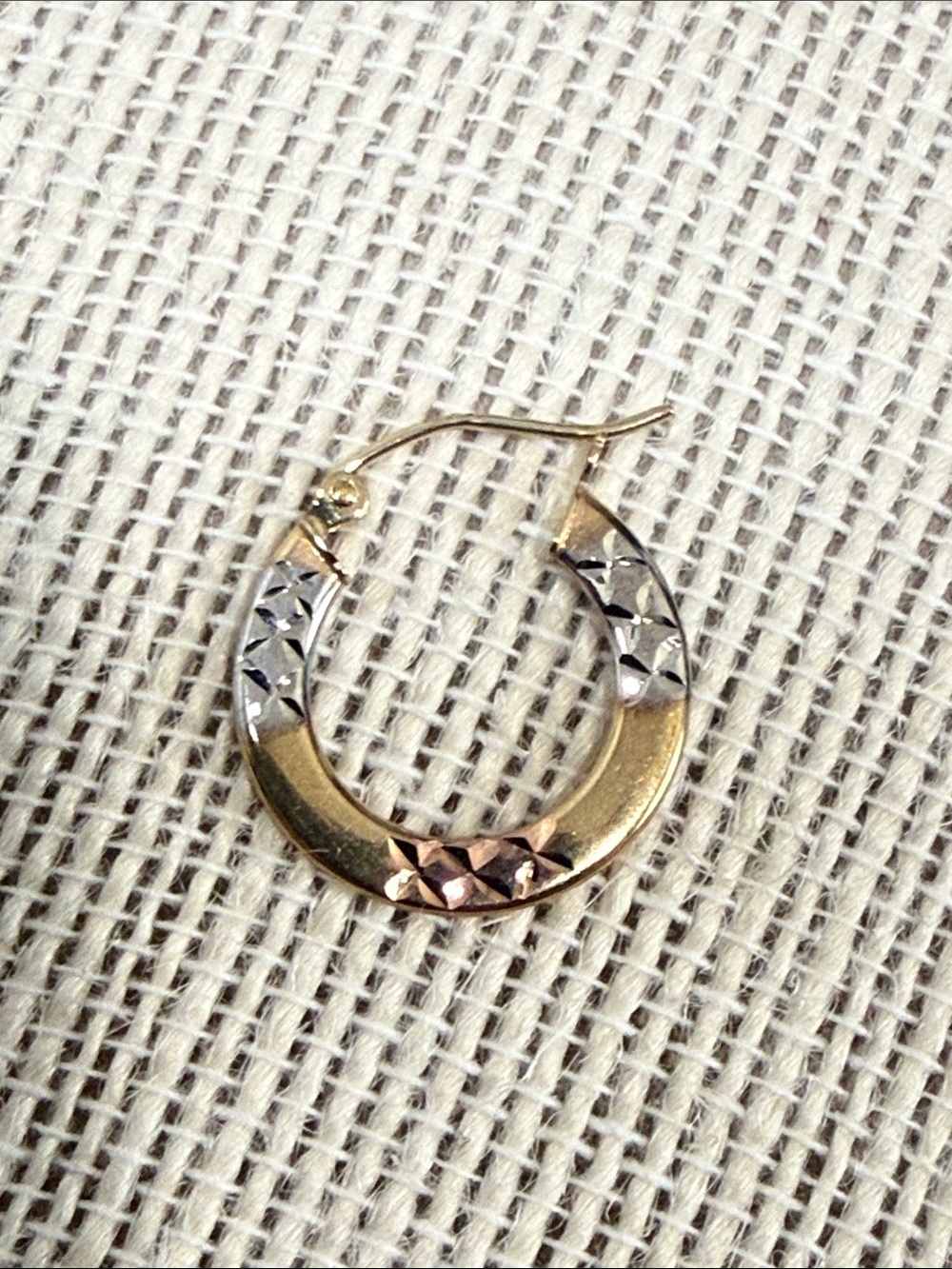 10K Tri Color Gold 3 MM Diamond-cut Round hoops - Picture 9 of 9